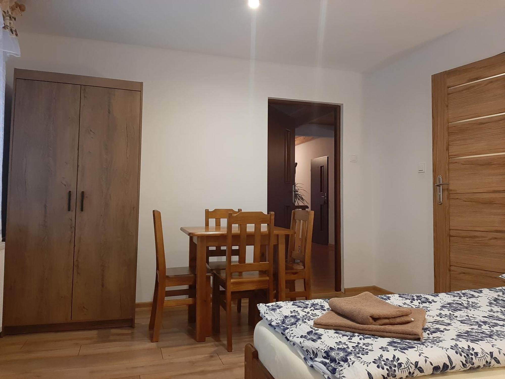 Wichrowe Wzgorza Hotel Strzebowiska Bagian luar foto