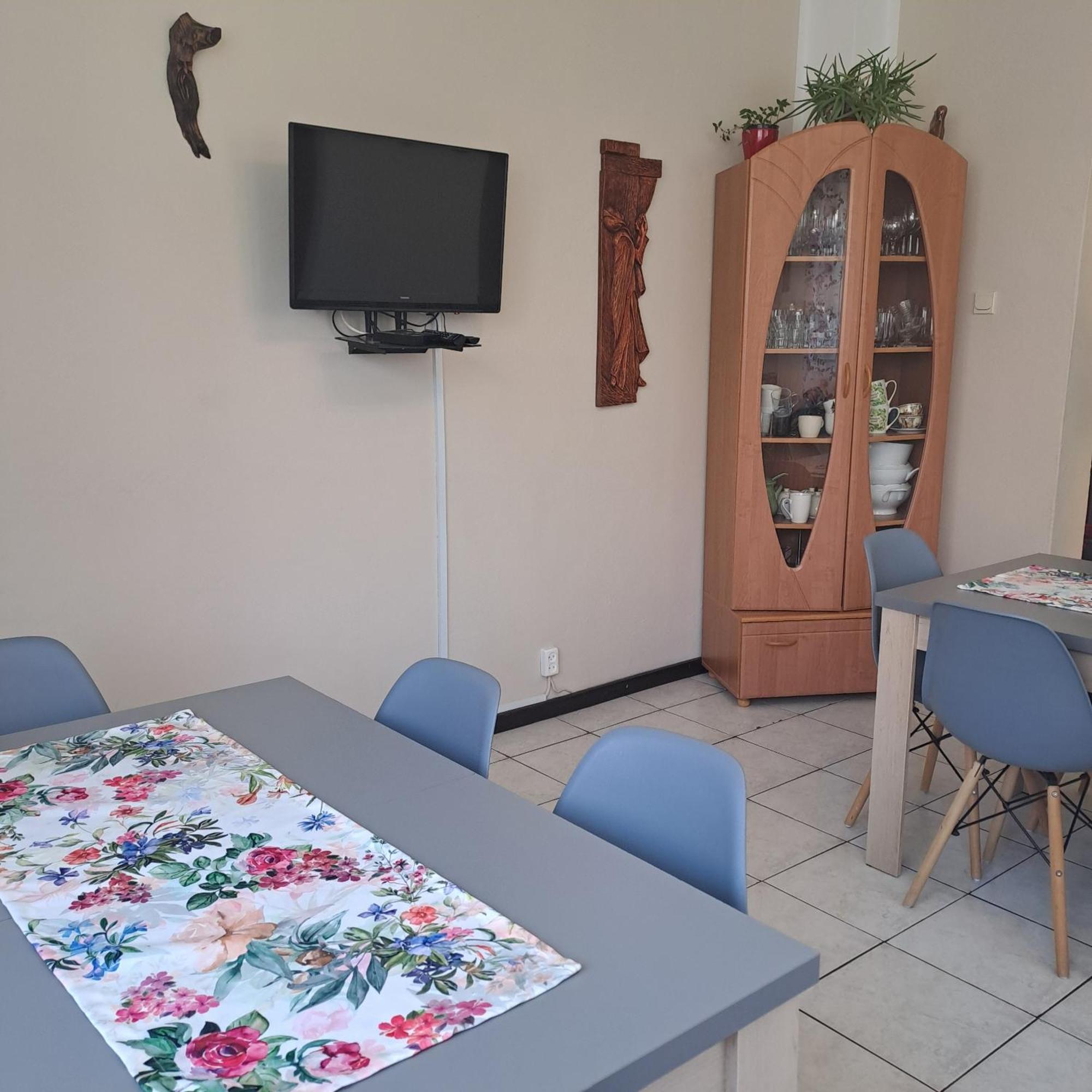 Wichrowe Wzgorza Hotel Strzebowiska Bagian luar foto